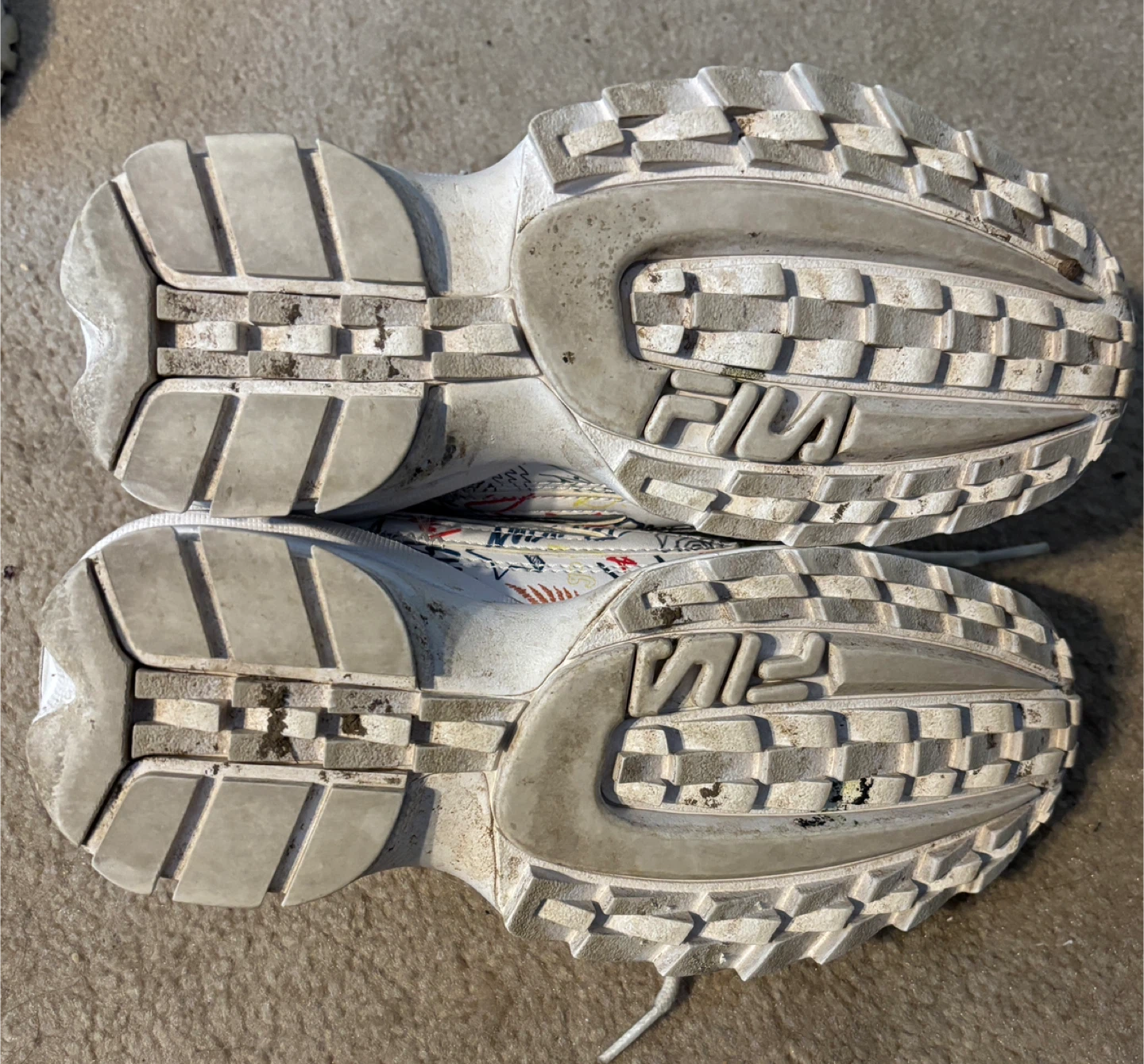 Fila Disruptor Graffiti Sneakers (Size US 5) #Cleanout - photo 4
