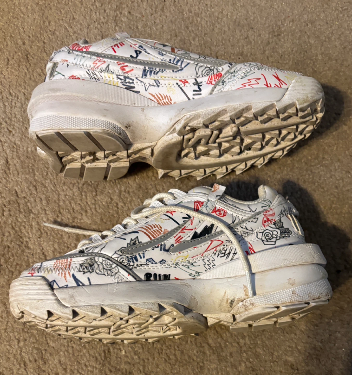 Fila Disruptor Graffiti Sneakers (Size US 5) #Cleanout - photo 2