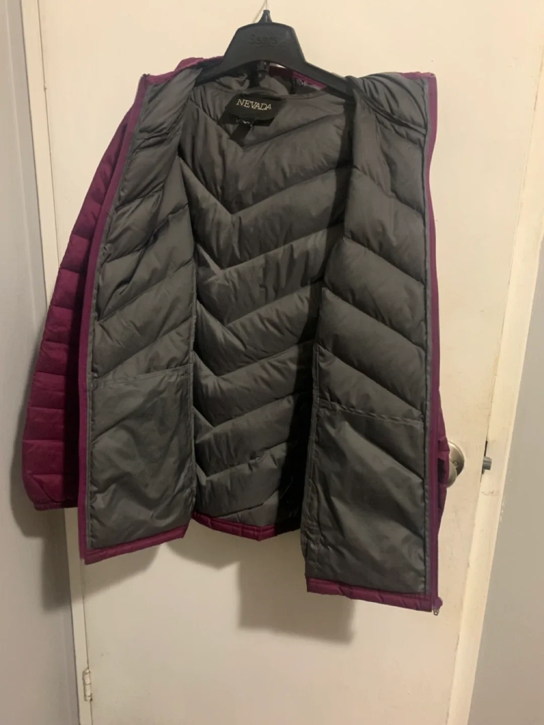 Nevada Puffer Jacket - Burgundy image indicator(3)