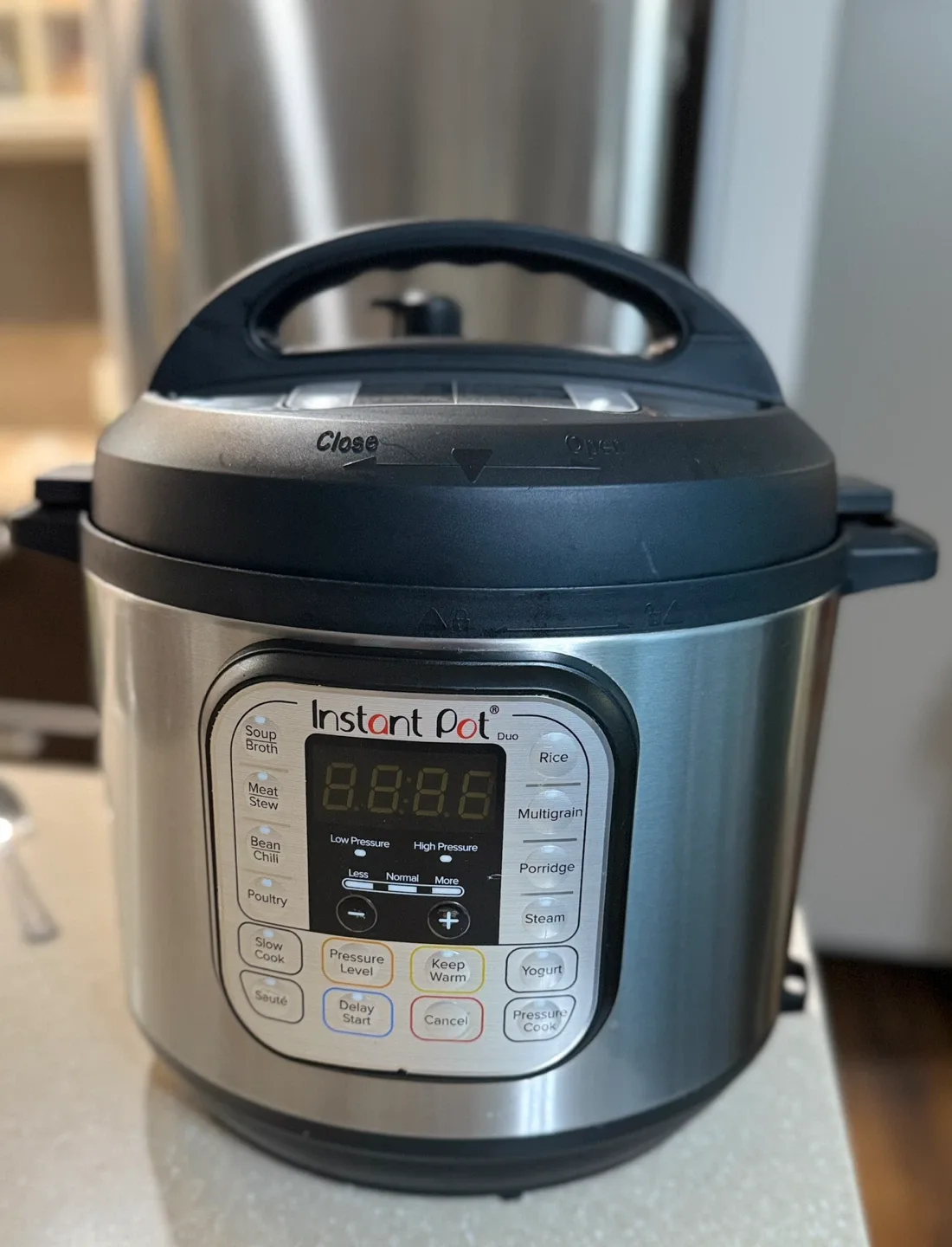 Instant Pot Duo - Multi-Use Pressure Cooker