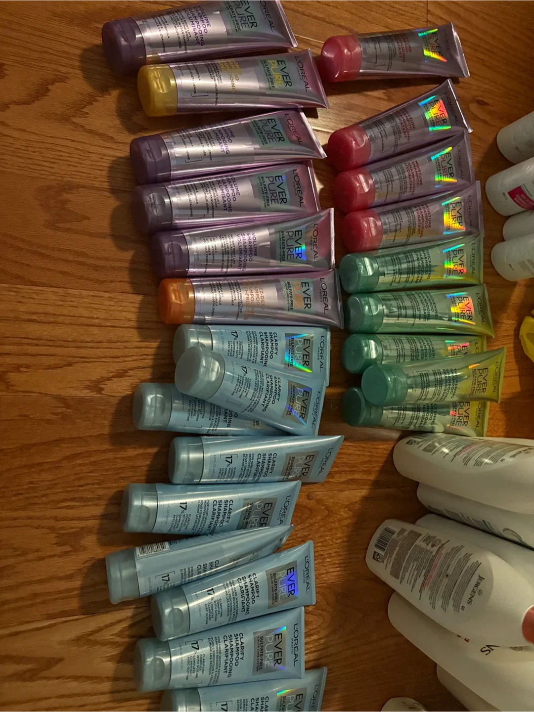 L'Oreal EverPure Shampoo Lot image indicator(3)