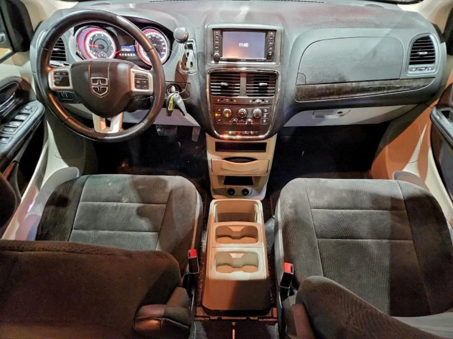 2013 Dodge Grand Caravan - Red image indicator(6)