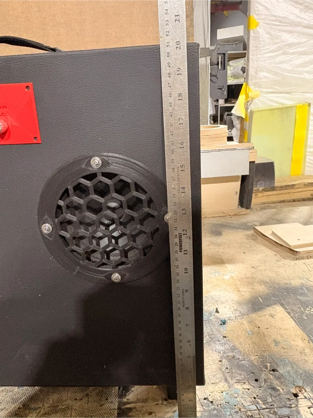 Custom Sound System with Dewalt battery powered image indicator(7)