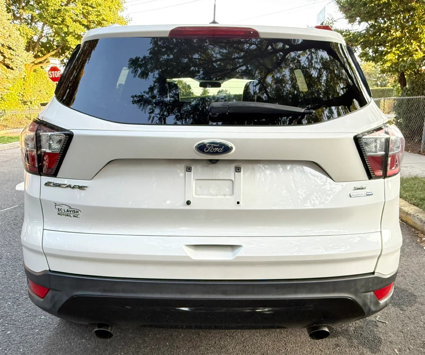 2018 Ford Escape SE black Edición- White SUV - photo 4