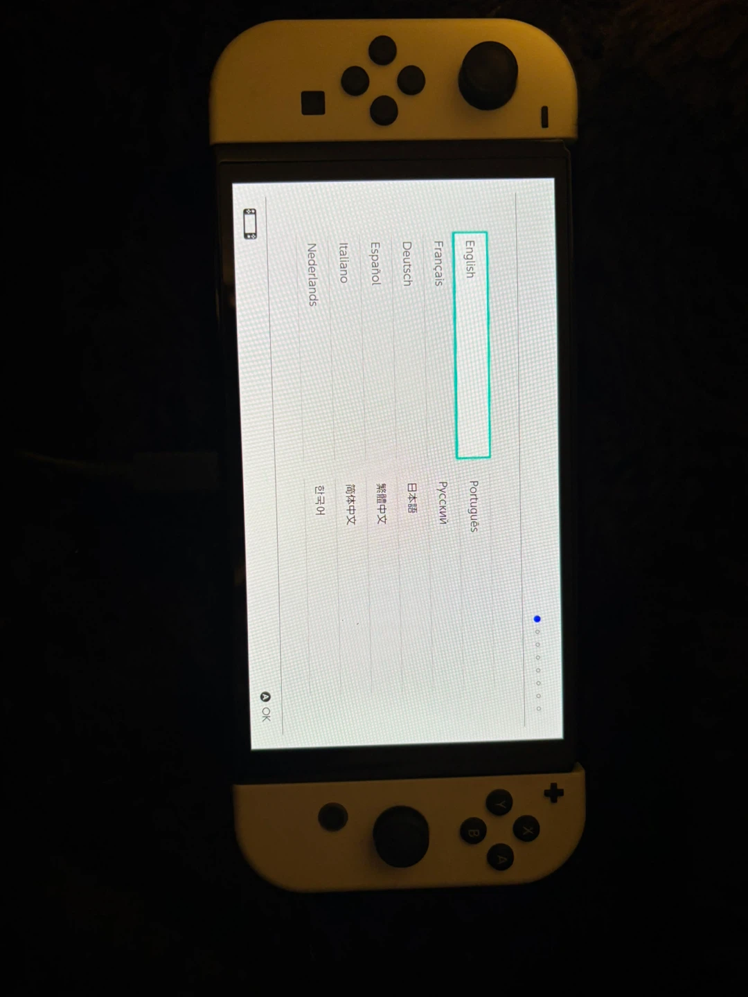 Nintendo OLED switch - white