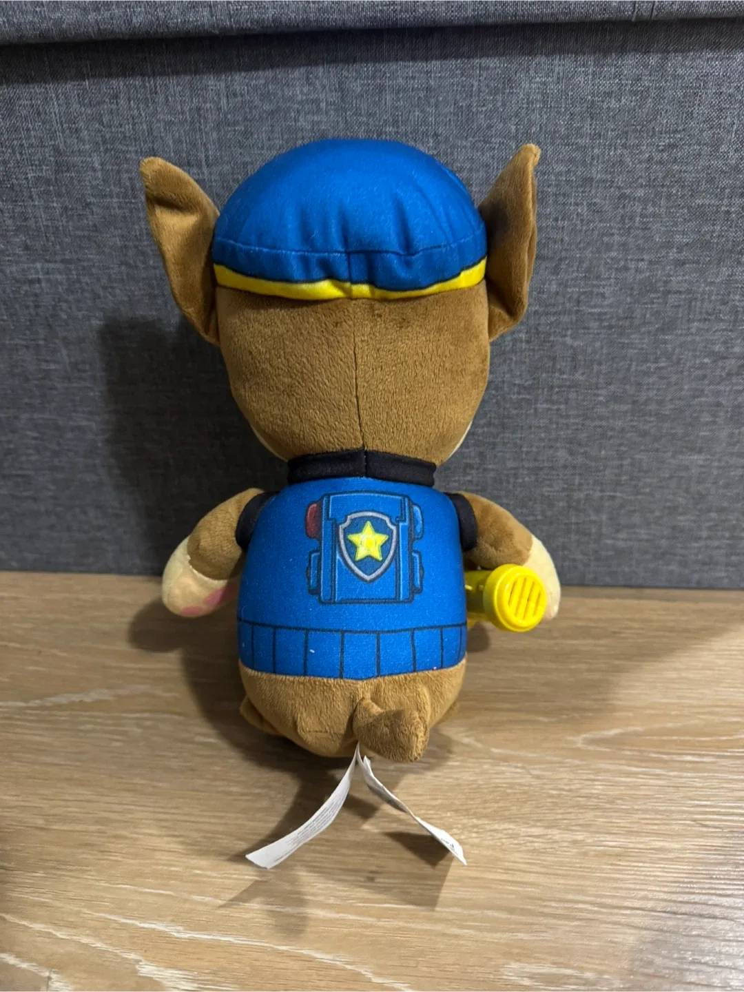 Paw Patrol Chase Plush with Light Up Flashlight image indicator(2)