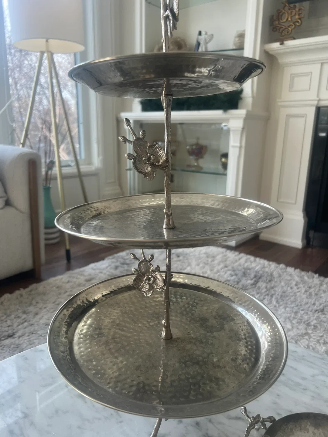 Hammered Silver Orchid Collection Serving Set image indicator(3)