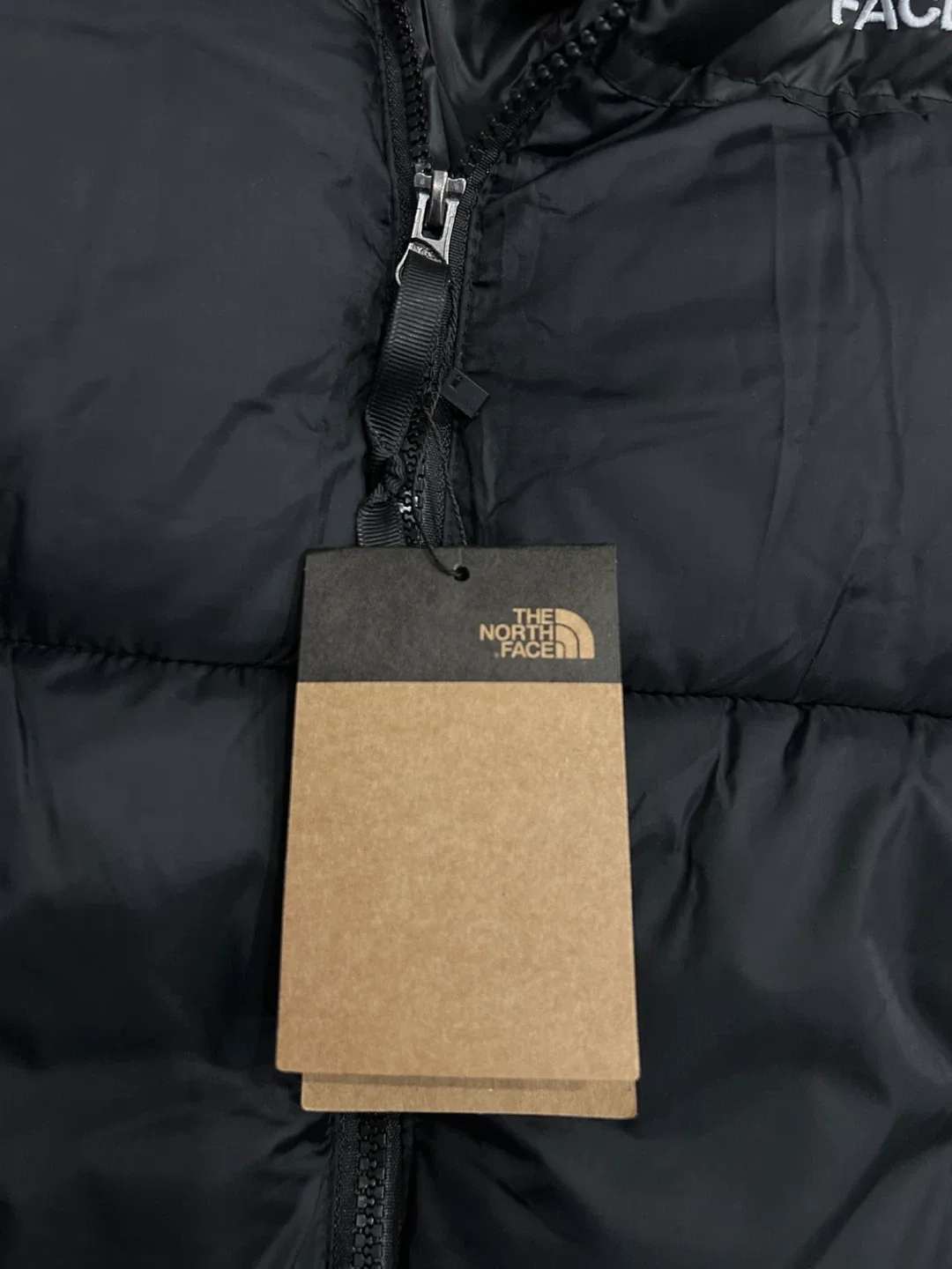 The North Face Puffer Jacket - Black image indicator(7)