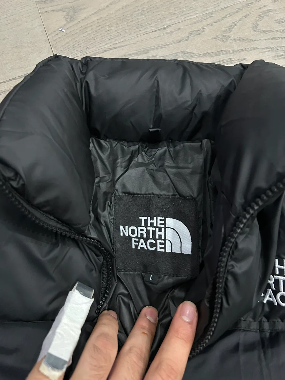 The North Face Puffer Jacket - Black image indicator(6)
