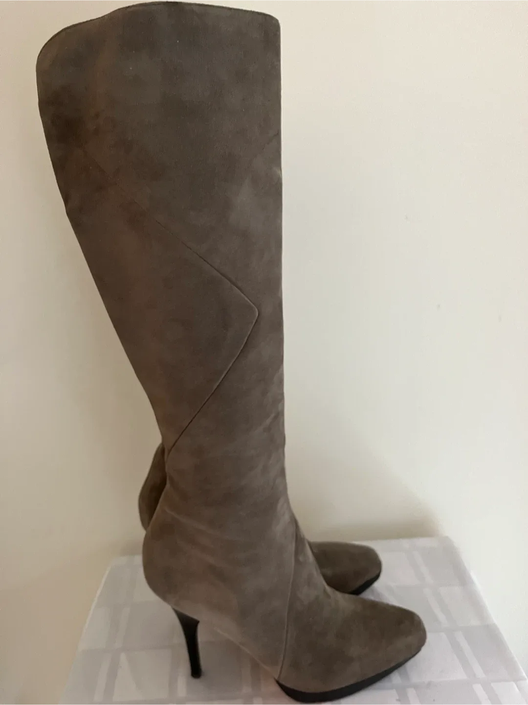 Via Spiega genuine Suede Knee High Boots image indicator(4)