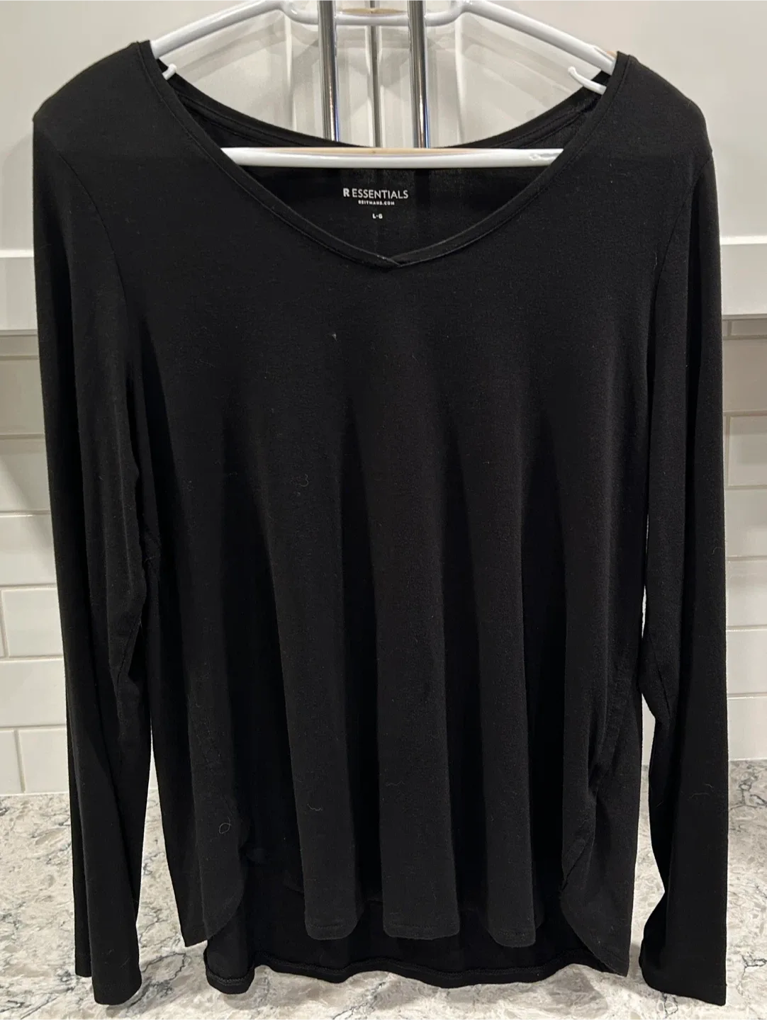 Womens Reitmans Long Sleeve Top (Size L) ($10 each) image indicator(2)