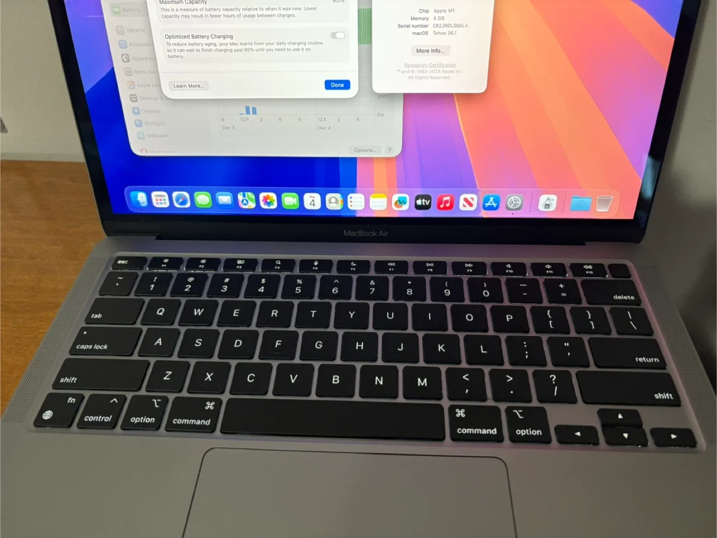 Macbook Air M1 8GB Memory | 256GB SSD | EXCELLENT CONDITION image indicator(2)