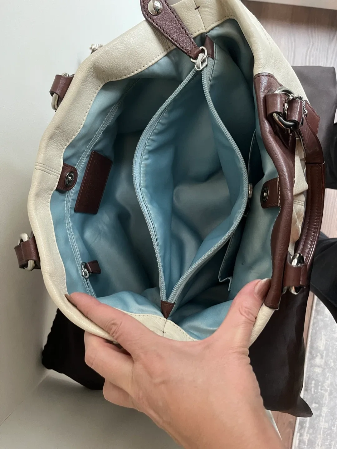 Coach Cream & Brown Leather Satchel image indicator(4)