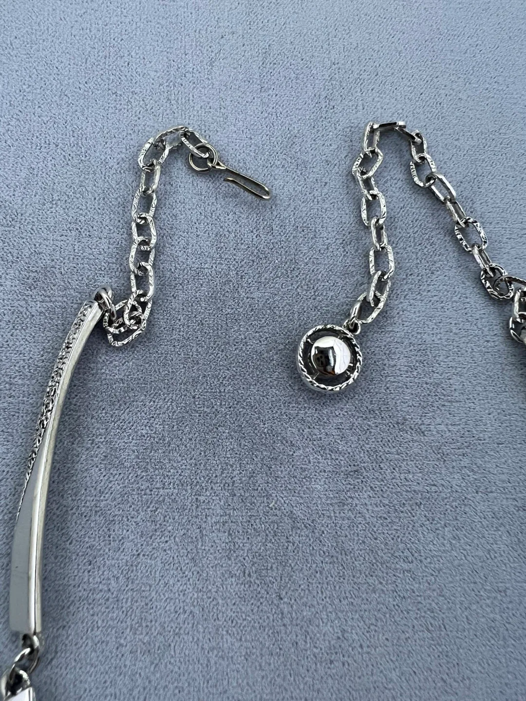 Vintage Necklace/Choker image indicator(3)