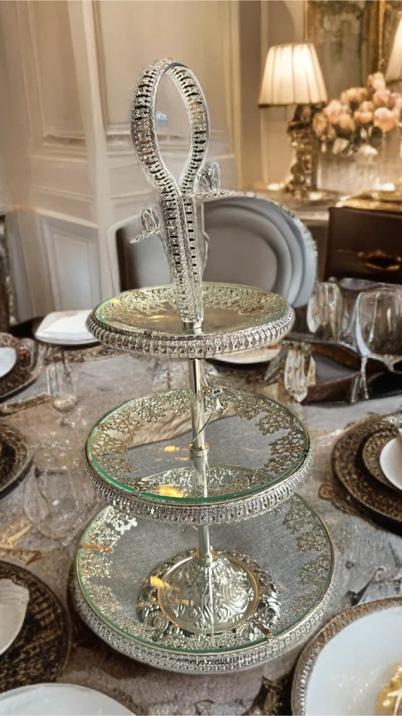 3-Tiered Dessert Stand - Gold/Silver image indicator(4)