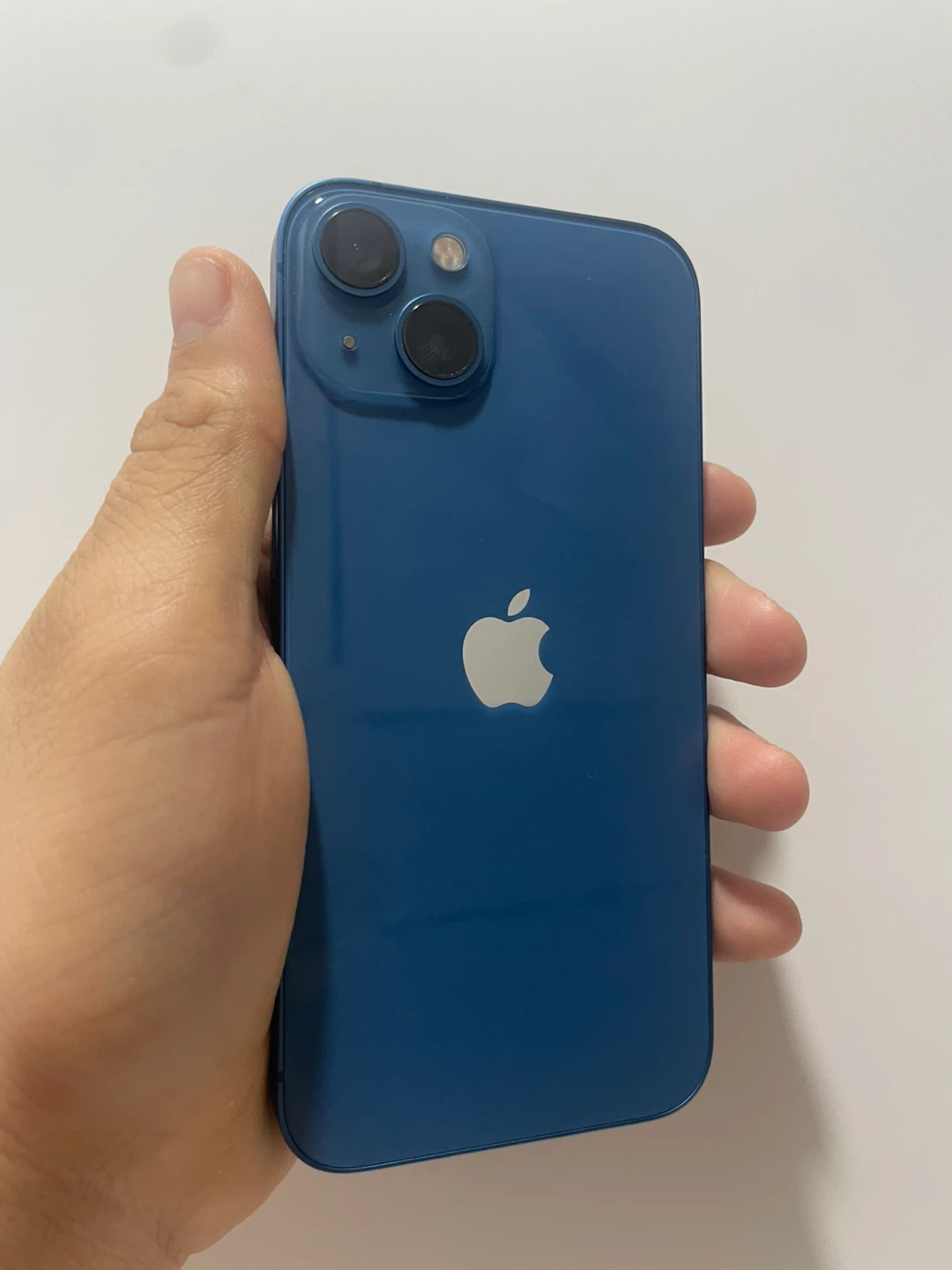 iPhone 13 – 128GB – Blue | Unlocked | Tested & Certified - photo 2