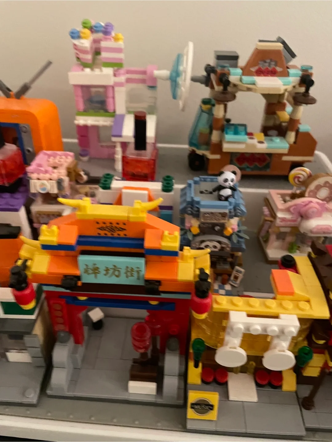 Lego Creator Expert Chinatown Buildings image indicator(3)