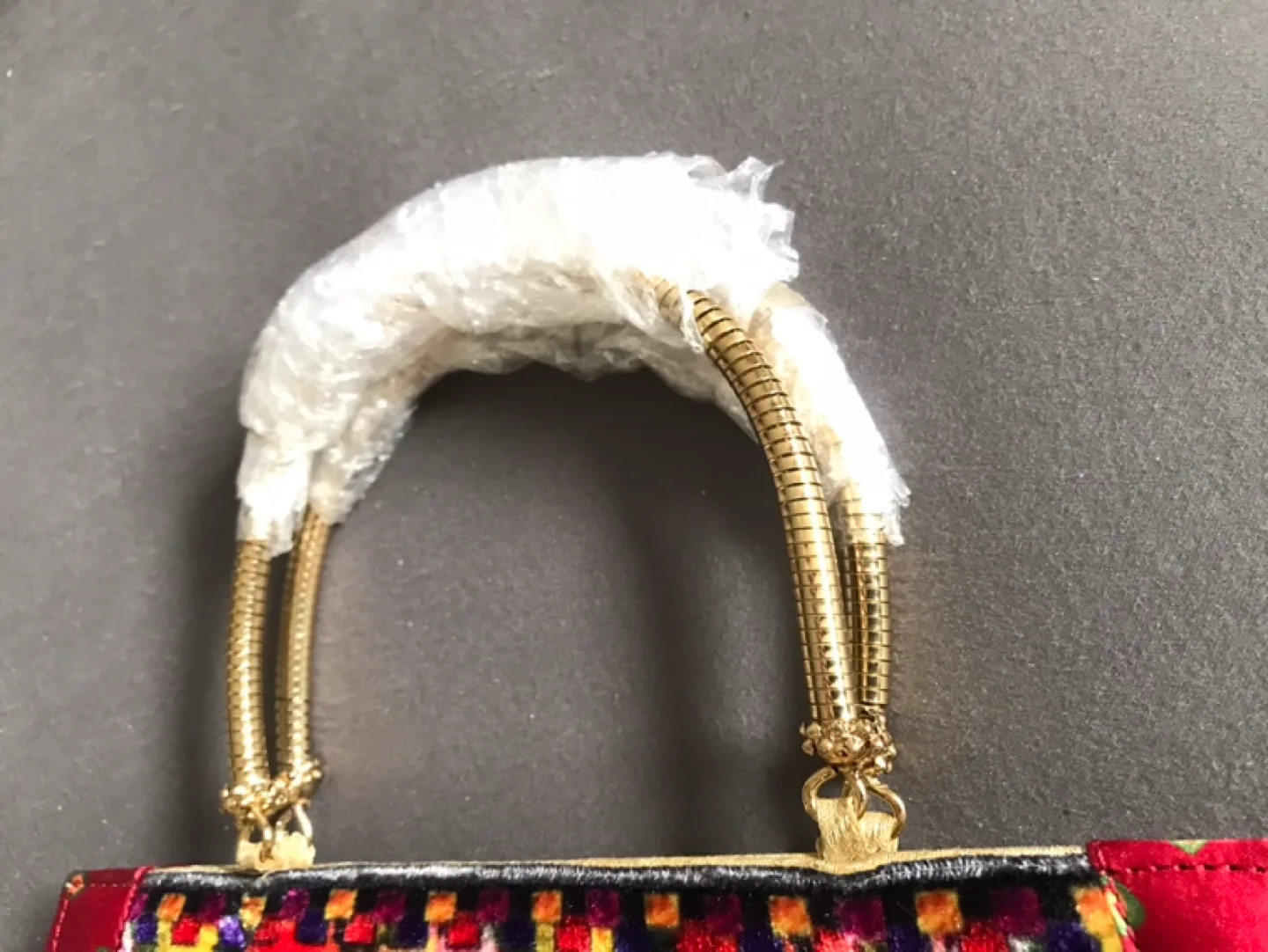 Gorgeous Handbag - Artisan-designed image indicator(9)