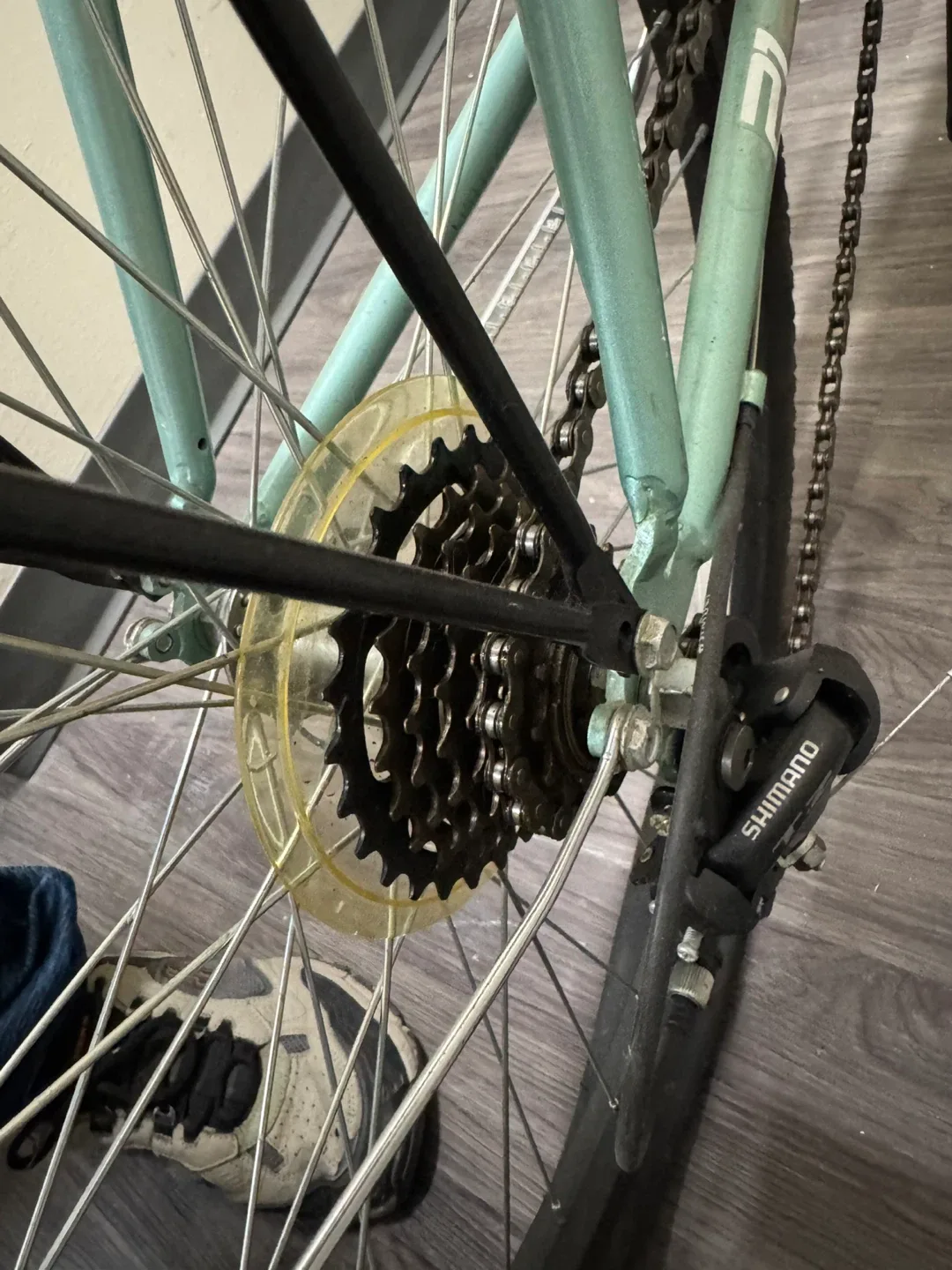 Mongoose Comfort Tech Women's Bike image indicator(5)