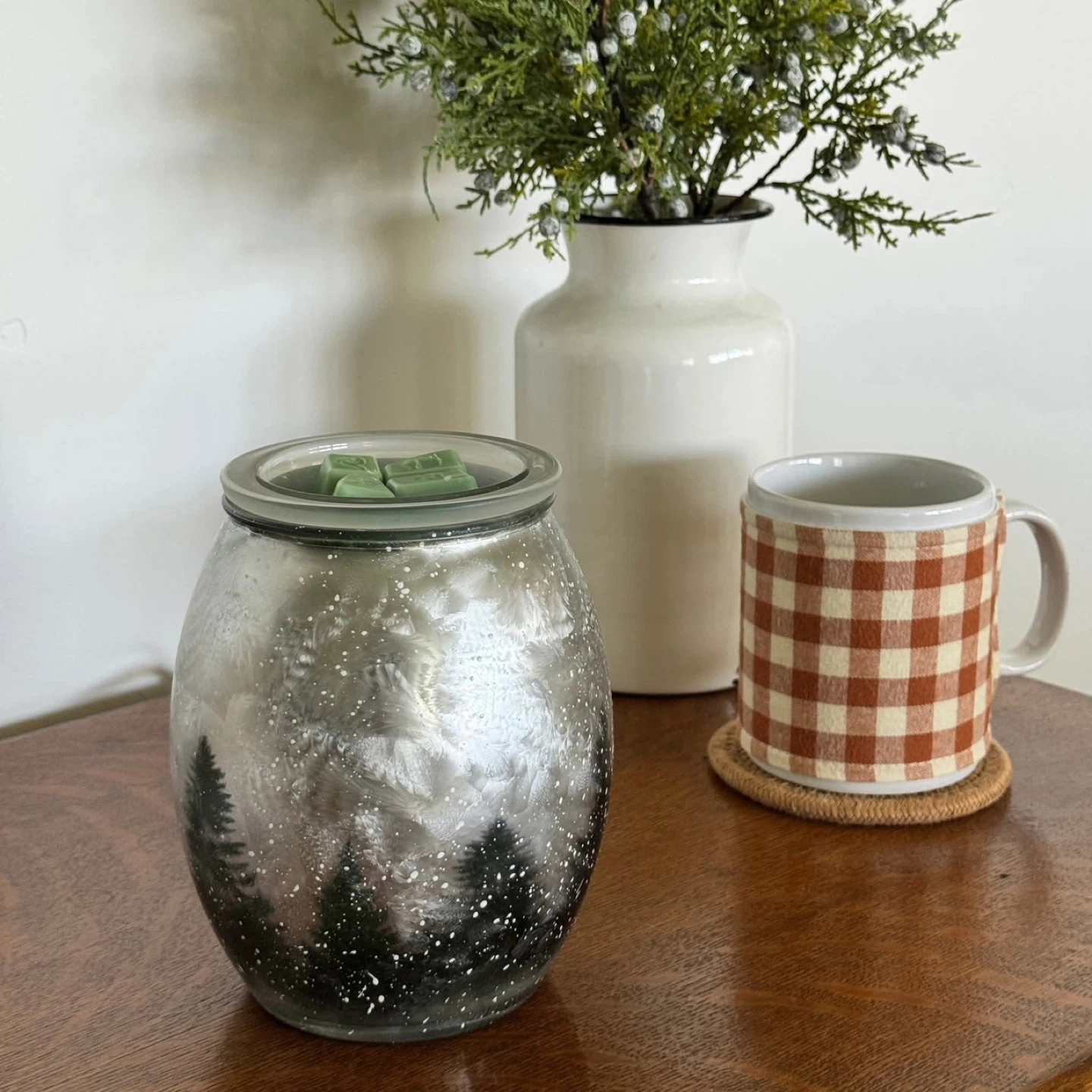 Scentsy Wintercrest Warmer