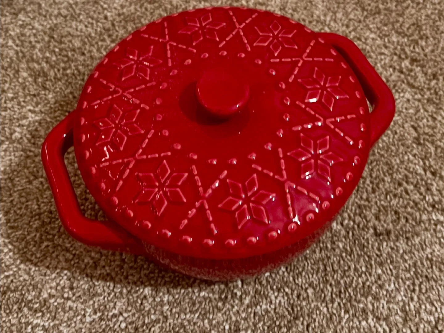 Small Red stoneware Dutch Oven with Lid