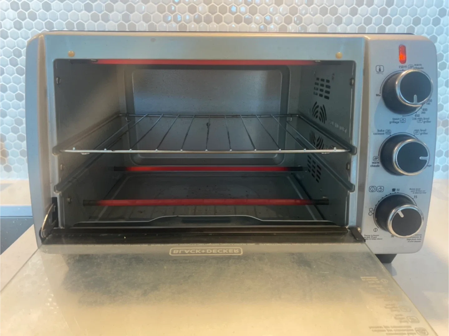Toaster Oven - Black & Decker image indicator(3)