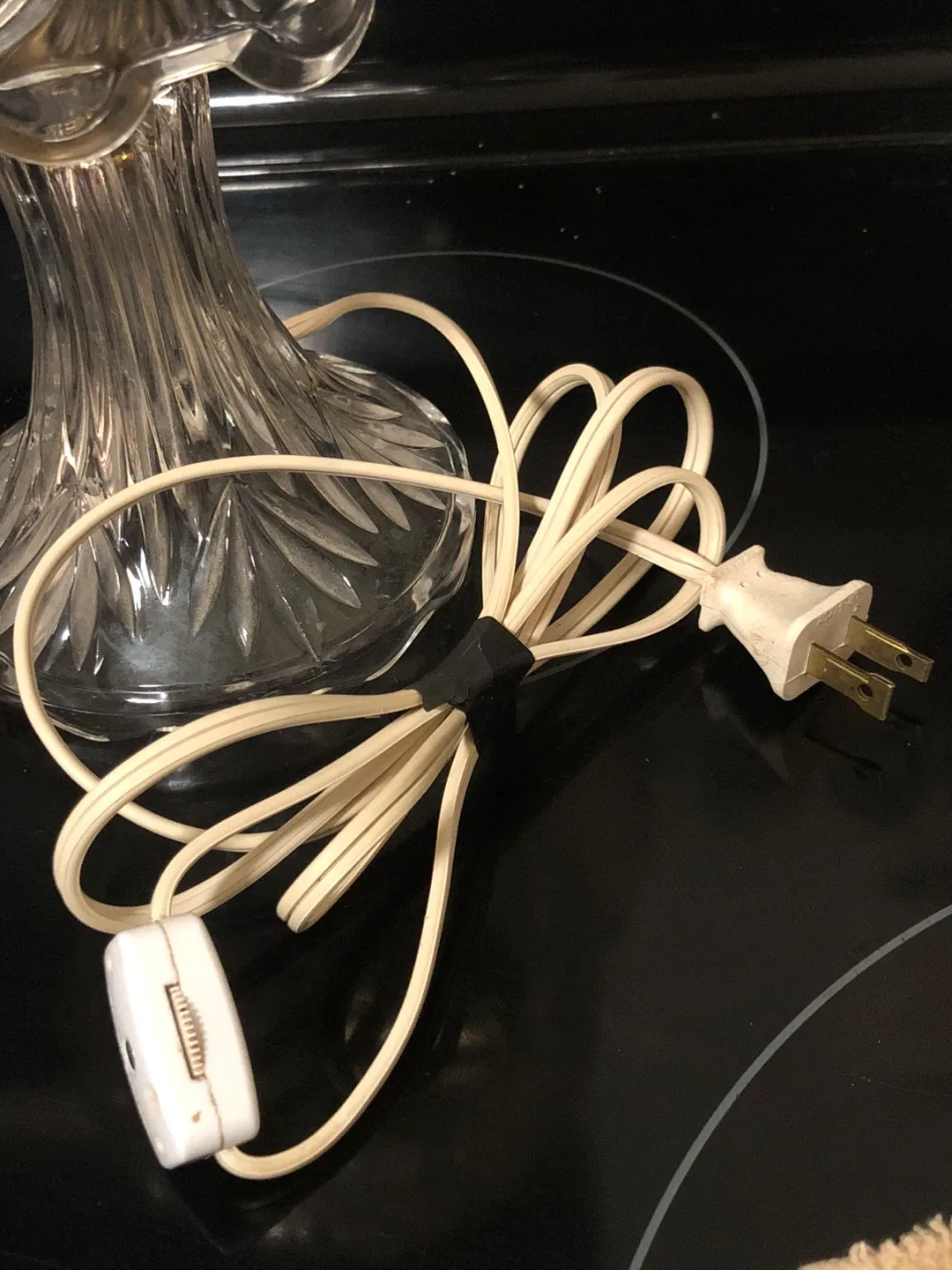 Vintage Lead Crystal Bedside or Vanity Table image indicator(8)