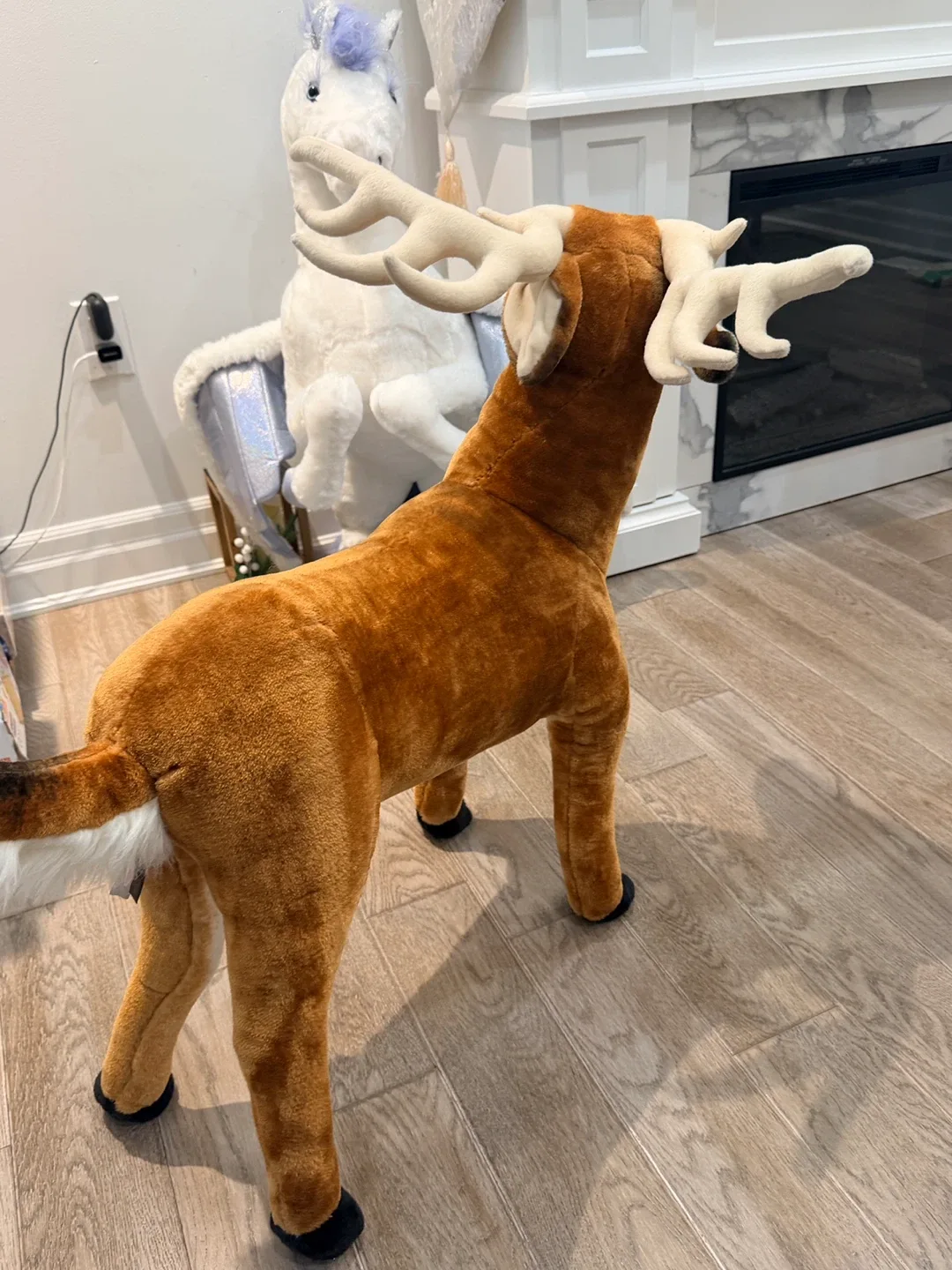 Stuffed Plush Reindeer- Melissa & Doug image indicator(4)