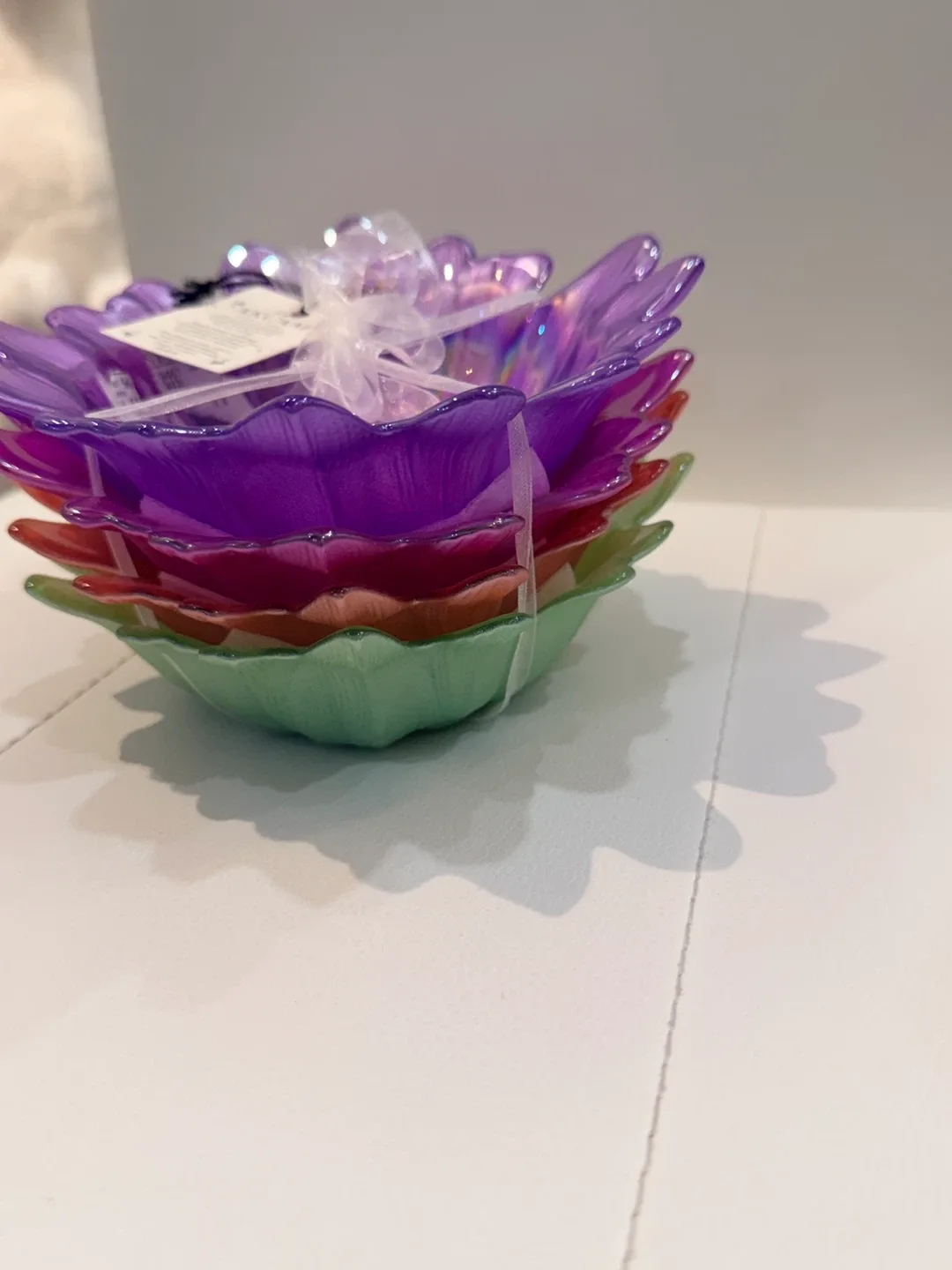Holiday Gift- Flower shaped crystal Glass Bowls - Set of 4 image indicator(3)