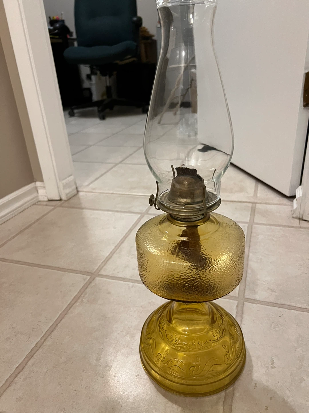 Vintage Gold Coloured Glass Oil Lamp #clean out