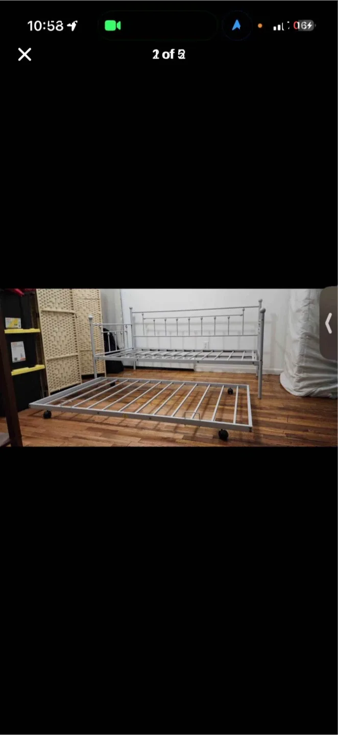 Metal Daybed with Trundle image indicator(2)