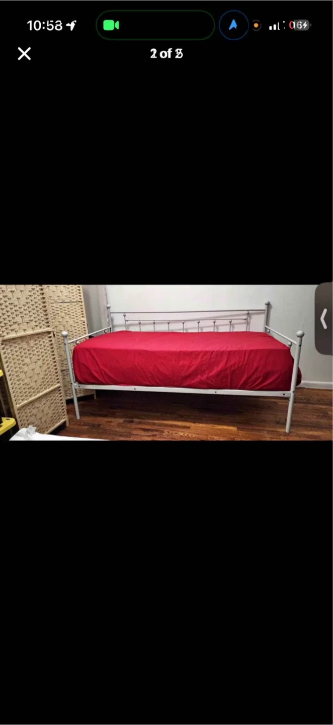 Metal Daybed with Trundle