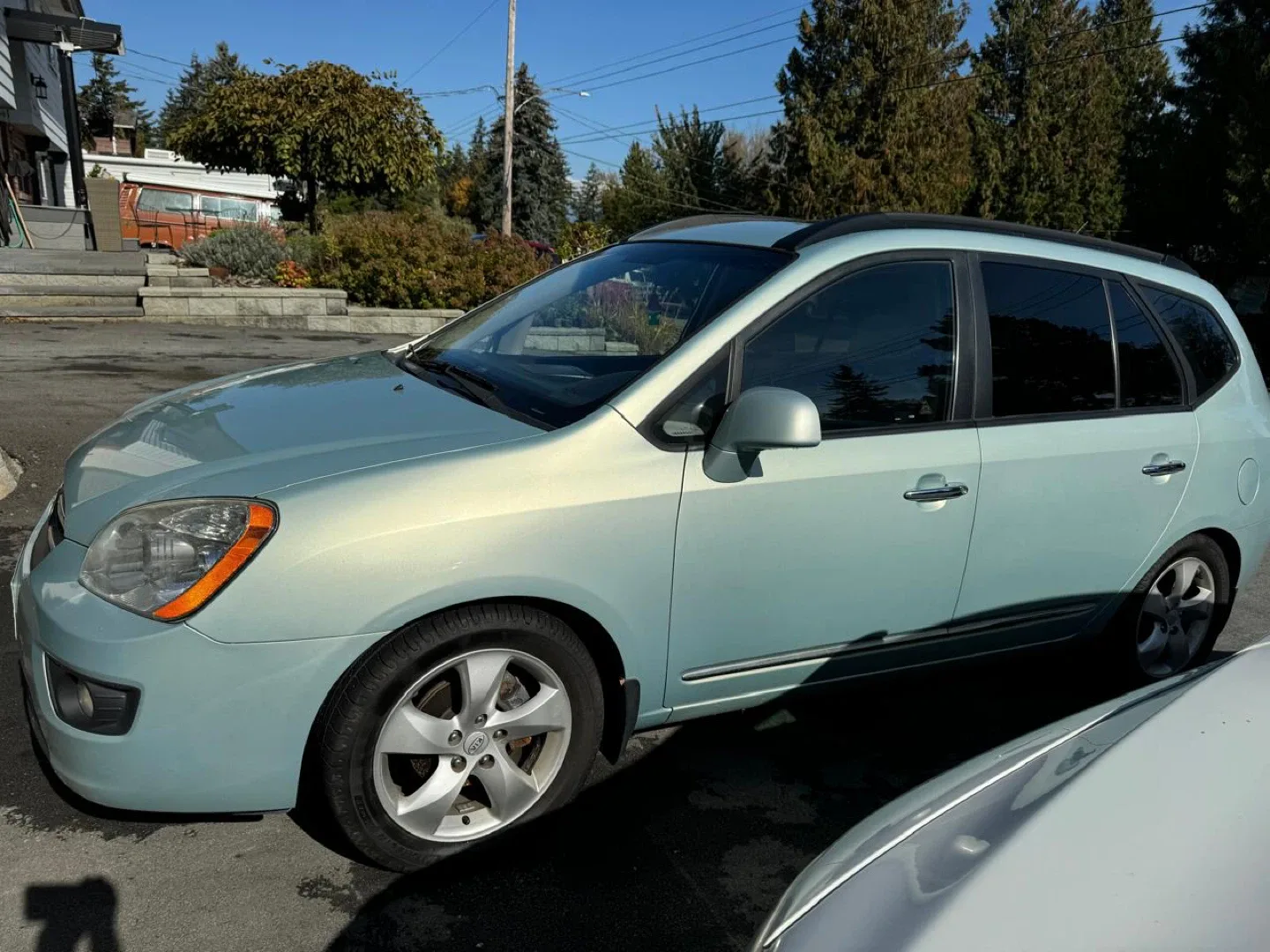 🚗 2008 Kia Rondo EX V6 (7 SEATER)– 3200 or OBO