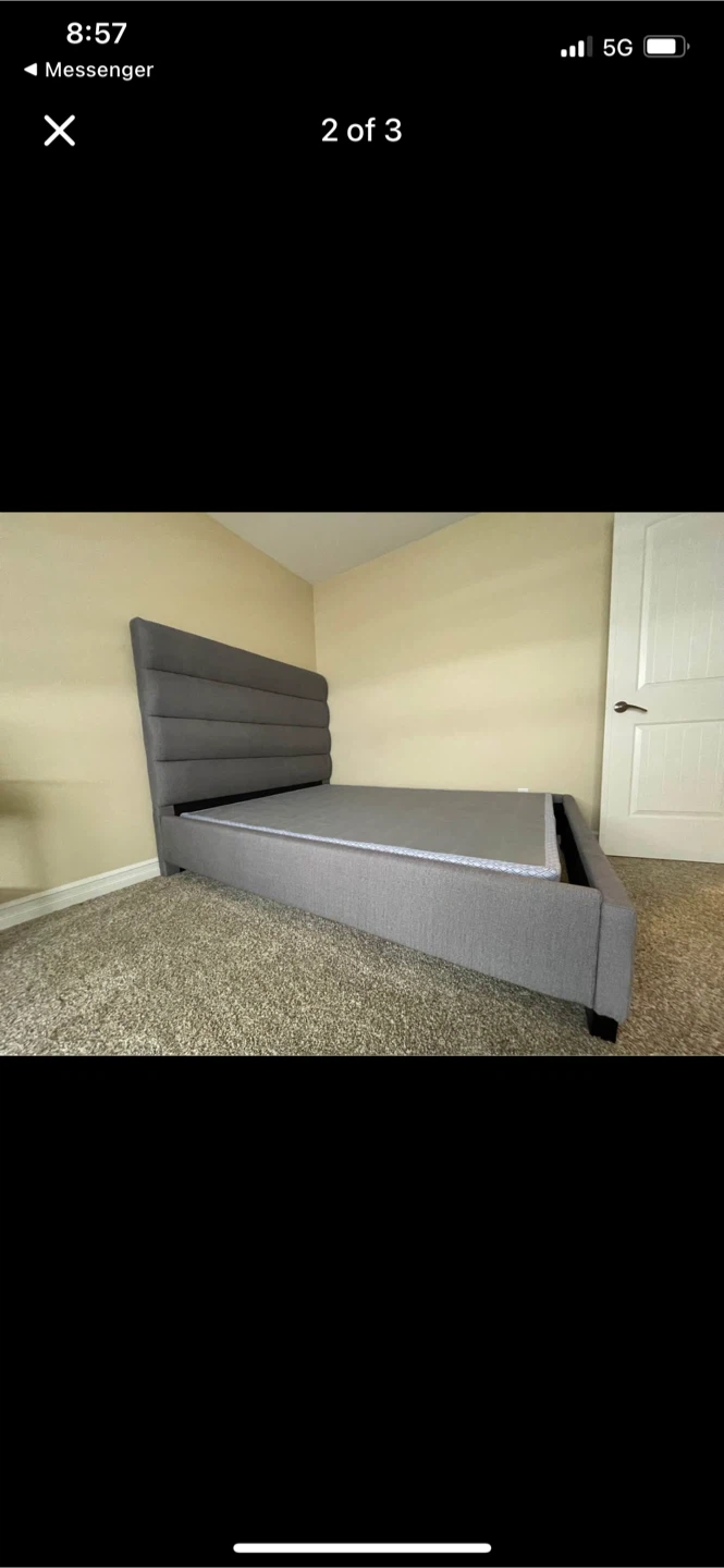 Upholstered Bed frame - Queen Size - photo 2