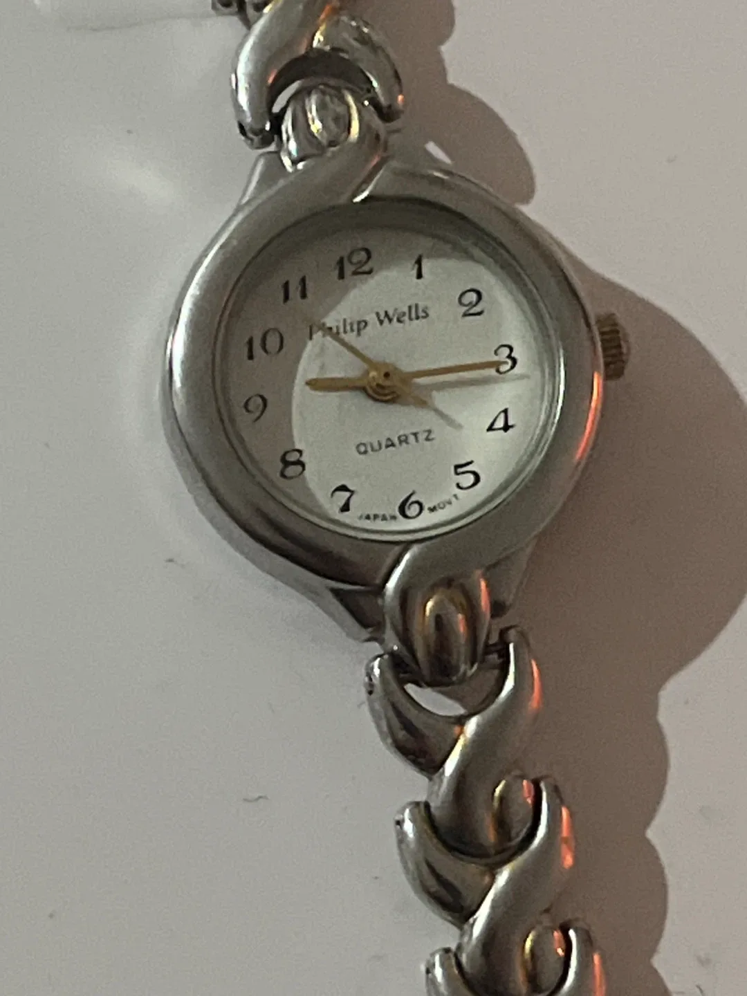 VINTAGE Philip Wells Quartz Watch - Silver Tone image indicator(2)