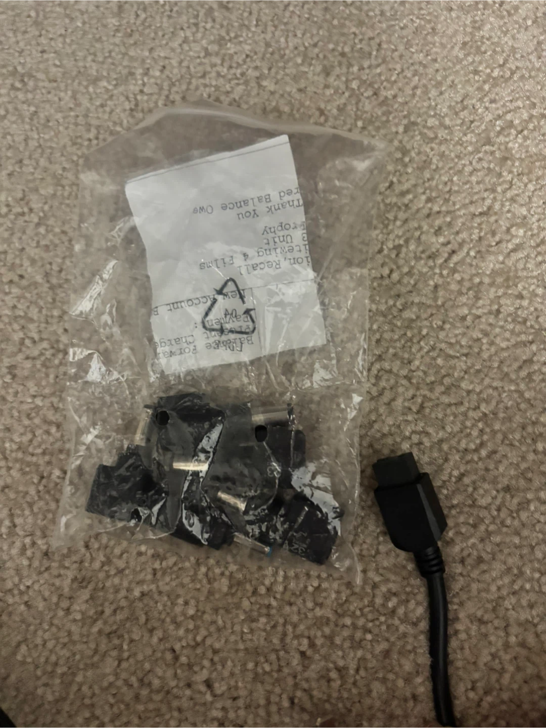 Laptop charger with different tips - photo 2