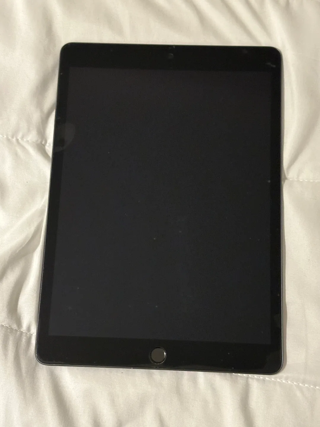 ipad 9th space grey 64gb with magic keyboard image indicator(2)