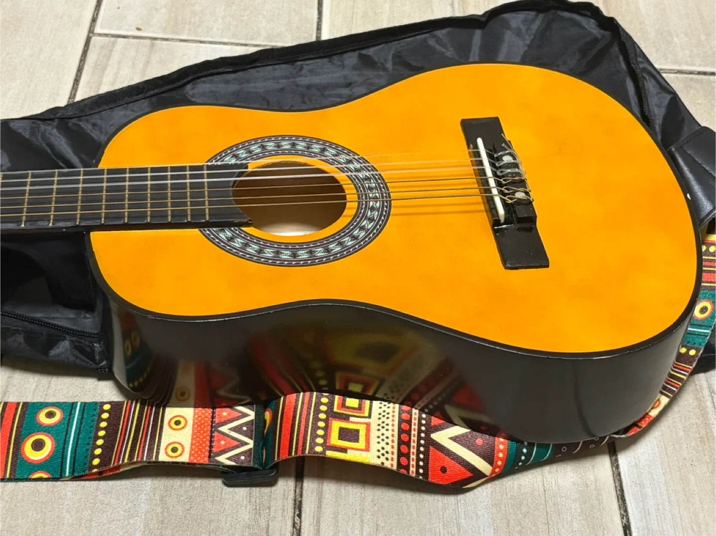 CNBLUE kids beginner Acoustic Guitar with Case