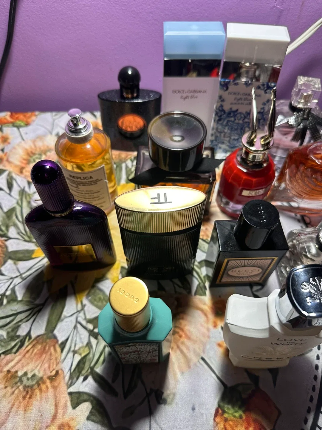 Mixed Perfume Lot image indicator(3)