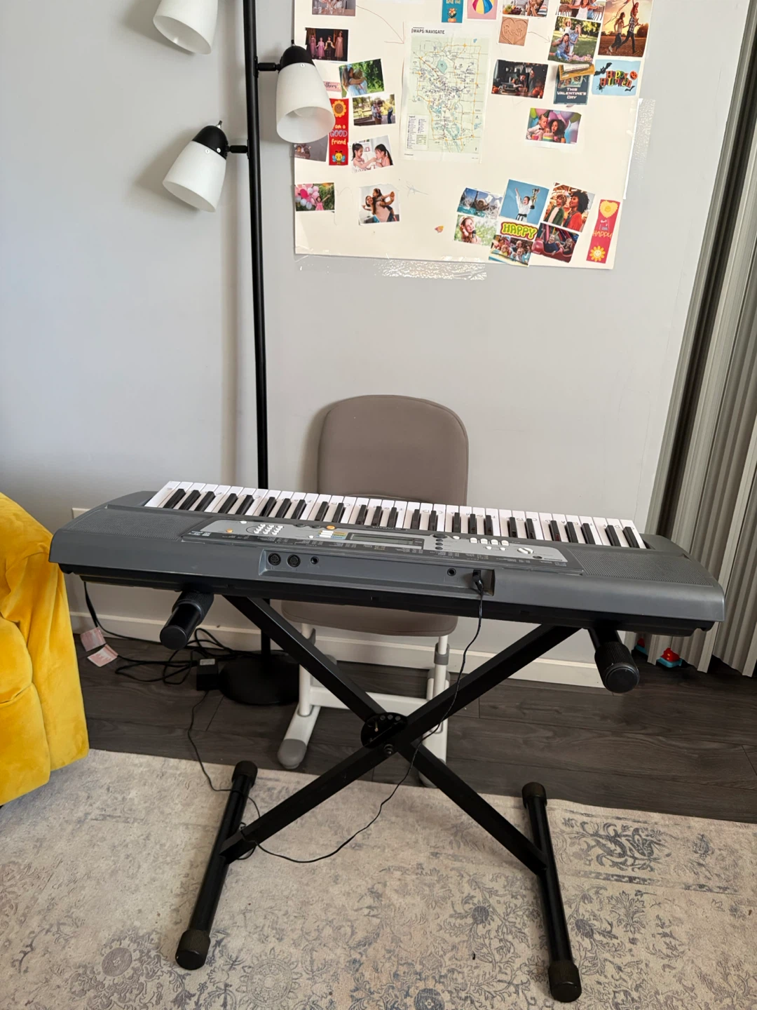 Yamaha PSR-E323 Keyboard with Stand - photo 2
