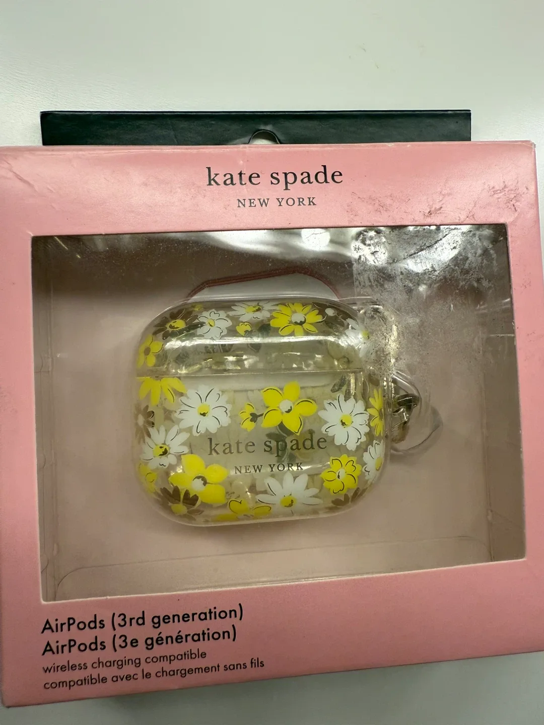 #Cleanout Kate Spade AirPods (3rd Gen) Case - Floral image indicator(3)