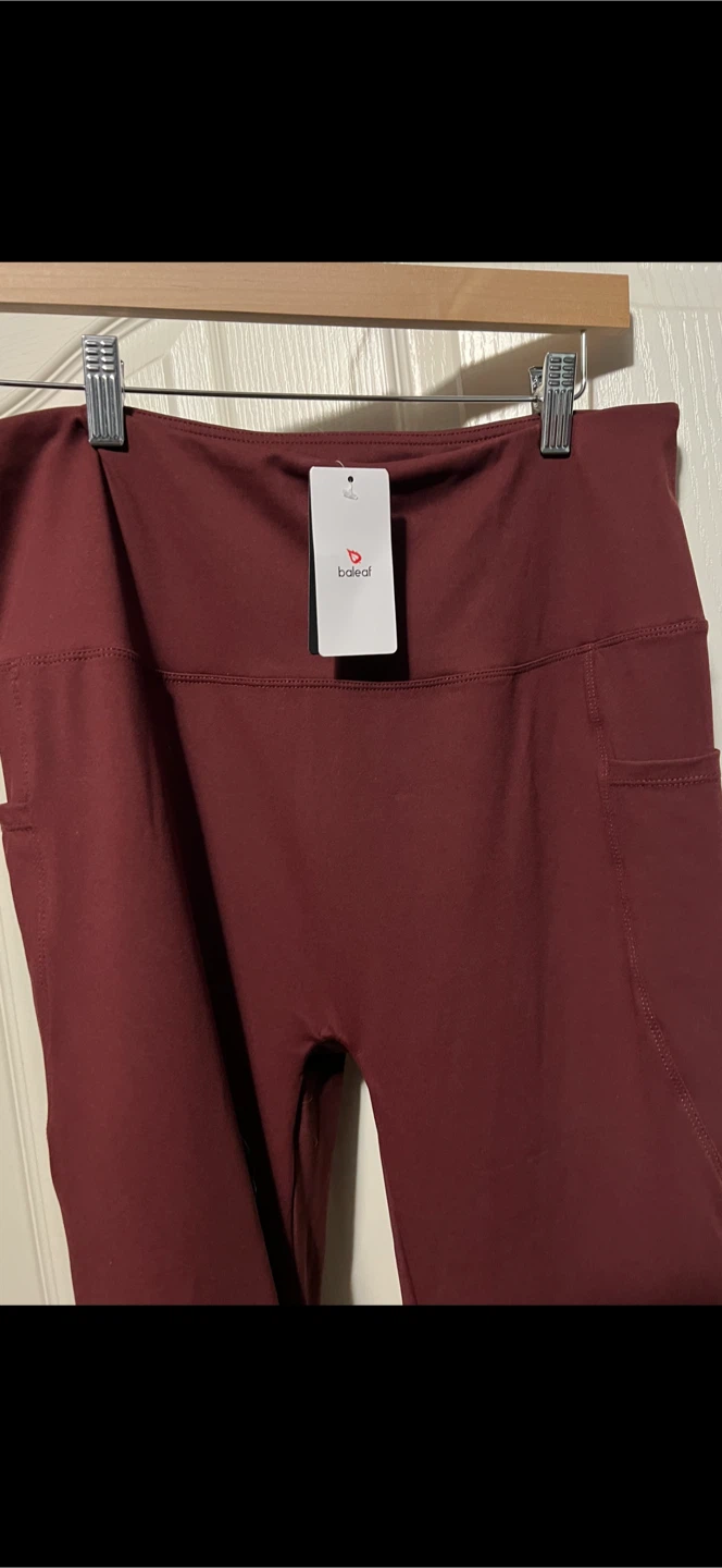 Baleaf Burgundy Flare Yoga Pants with Pockets - NEW - photo 3