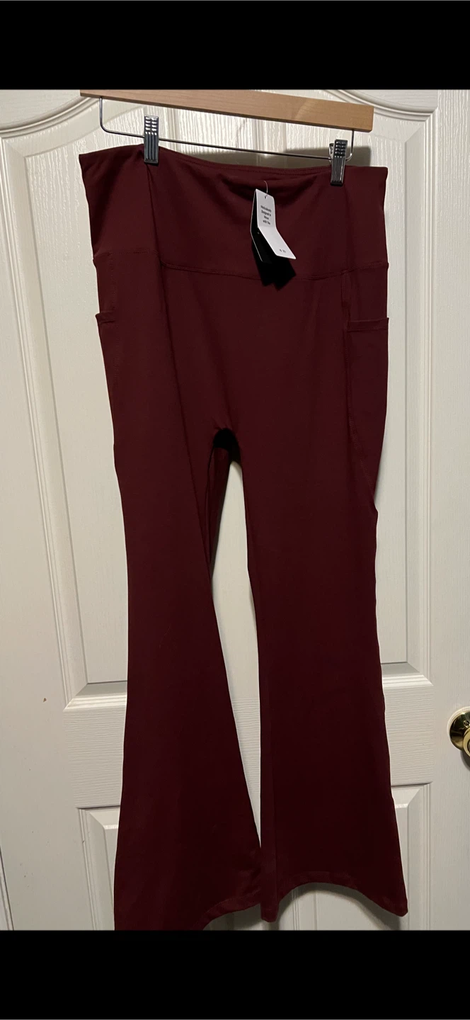 Baleaf Burgundy Flare Yoga Pants with Pockets - NEW - photo 2