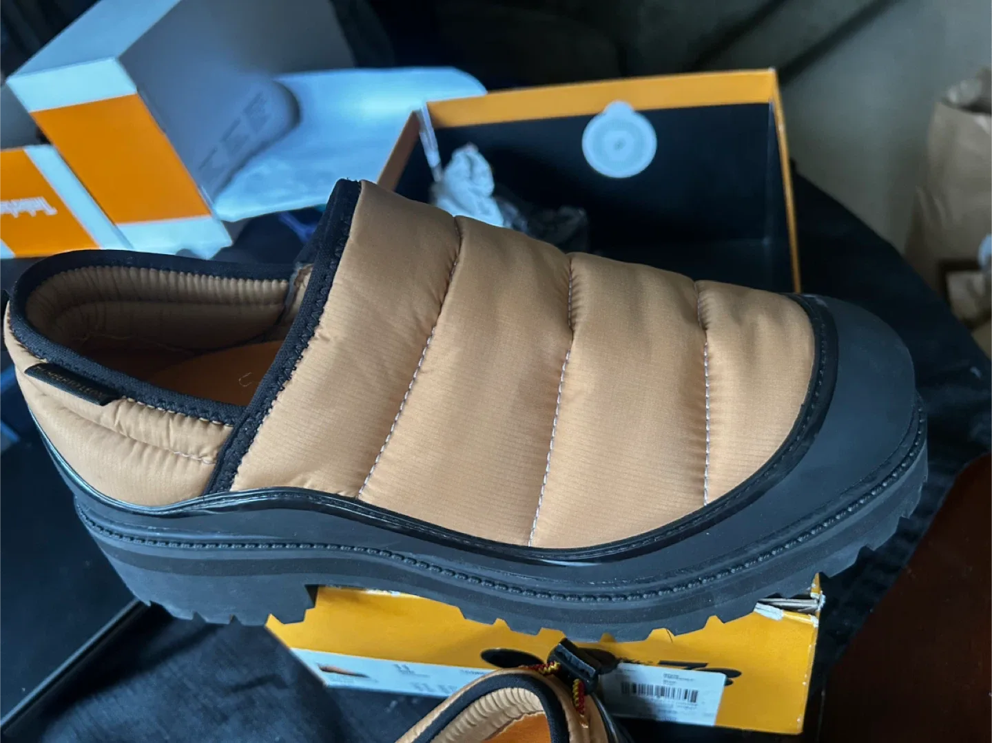 Timberland Puffer Clog - Size 11 image indicator(3)