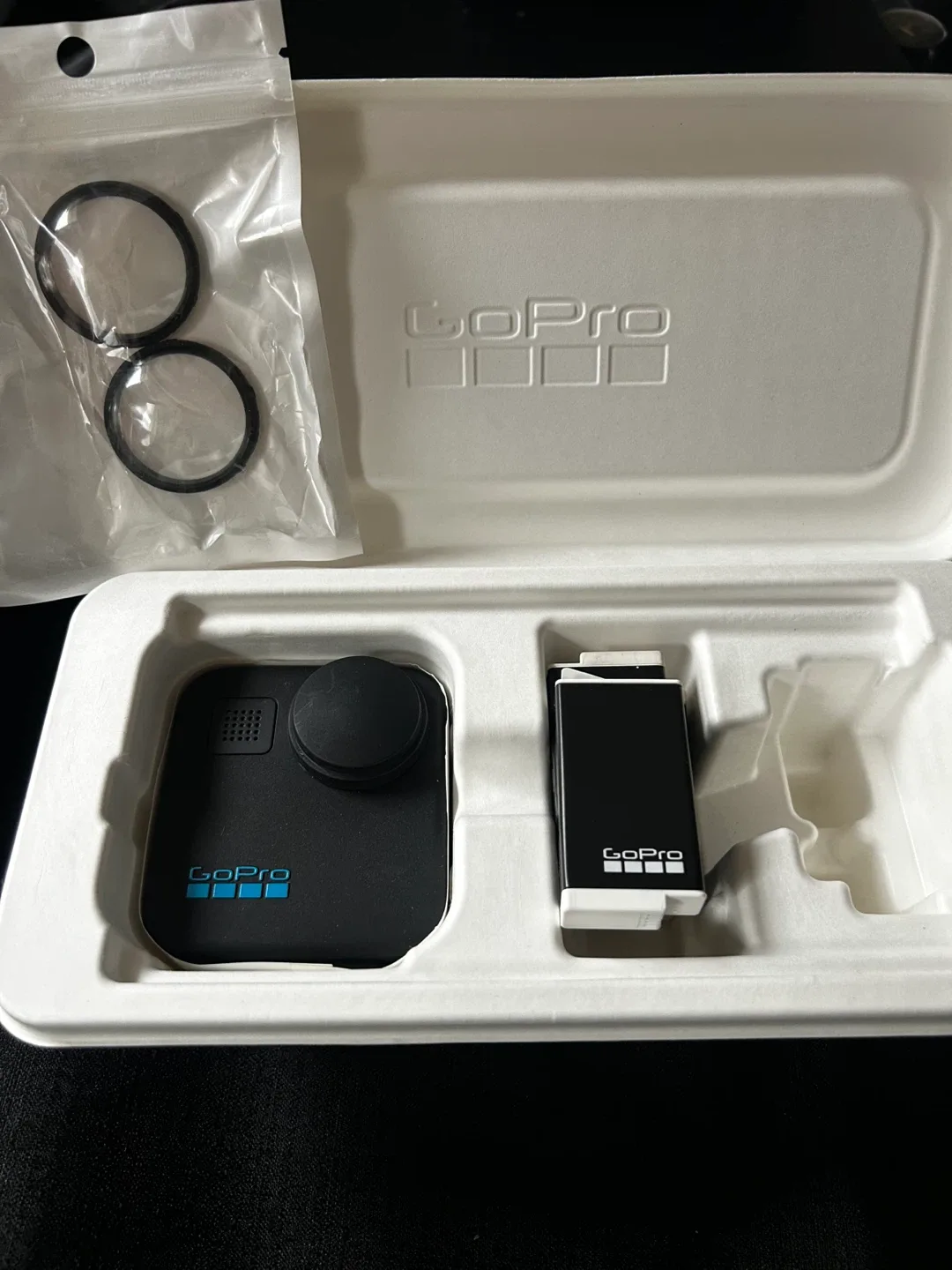 GoPro Max 360 Action Camera with Accessories image indicator(2)