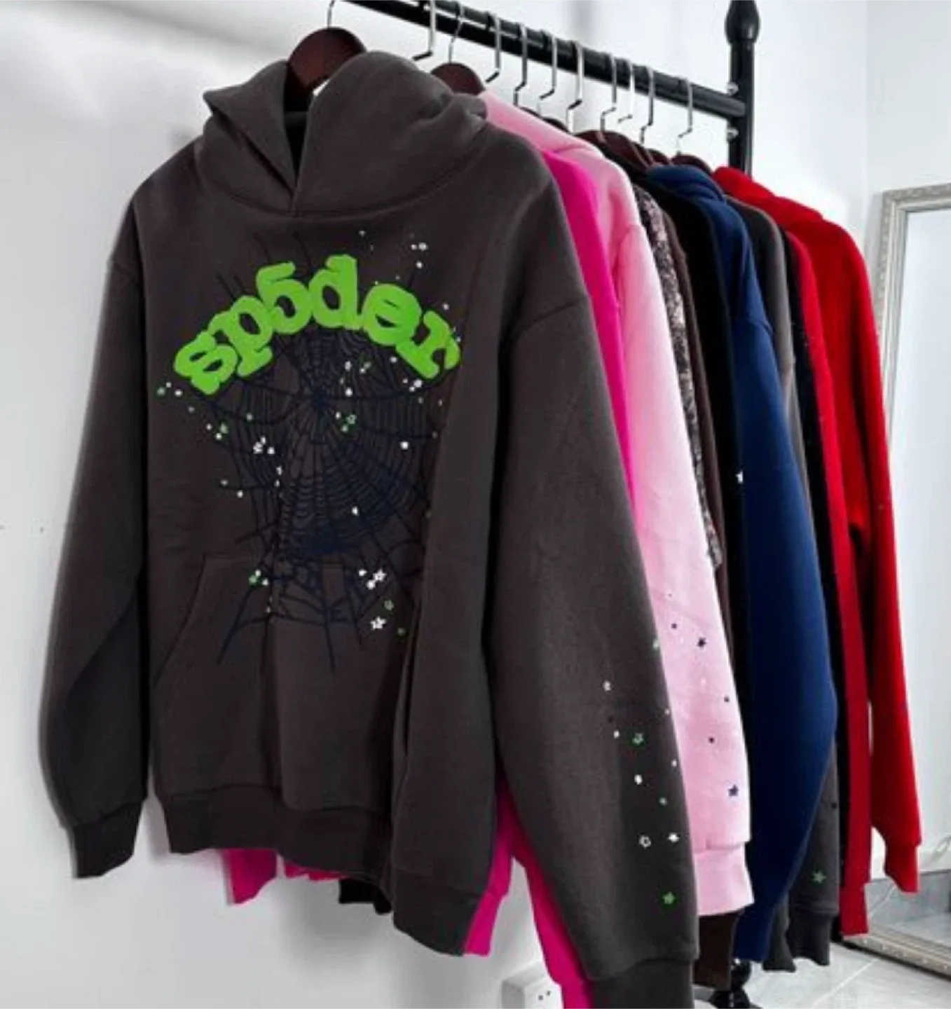 Sp5der Hoodie image indicator(2)