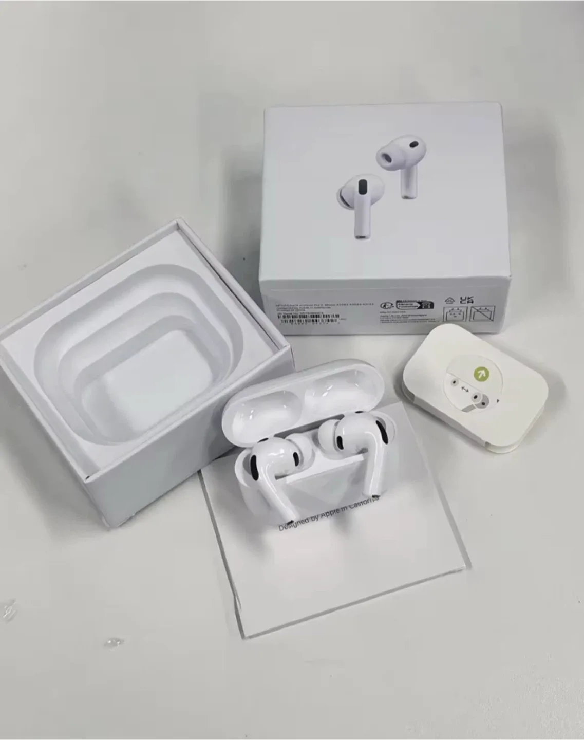 AirPods (All Generations) image indicator(4)