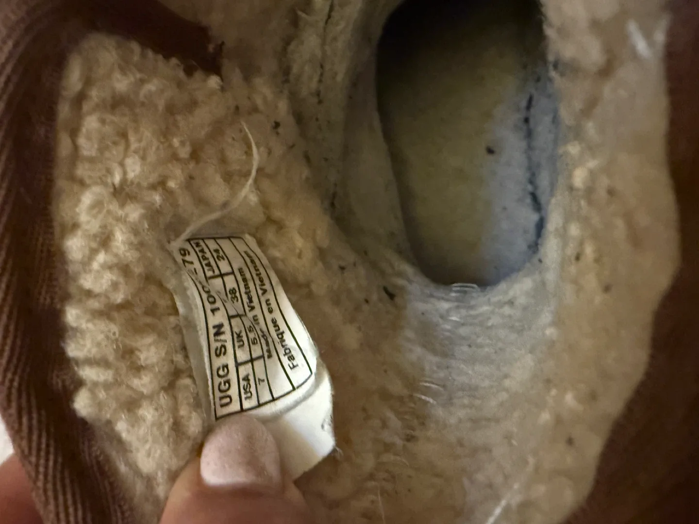 Ugg Brown Leather Boots, Size 7 image indicator(4)