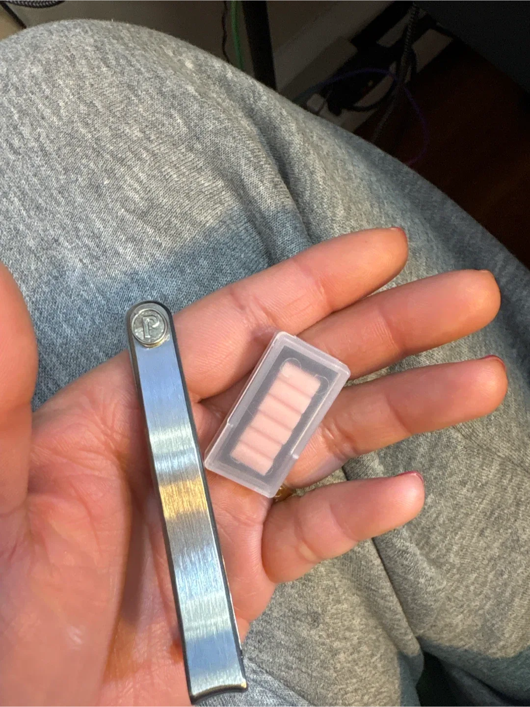 Eyelash Curler for Corner Lash - Mini Japanese Eyelash Curler image indicator(7)