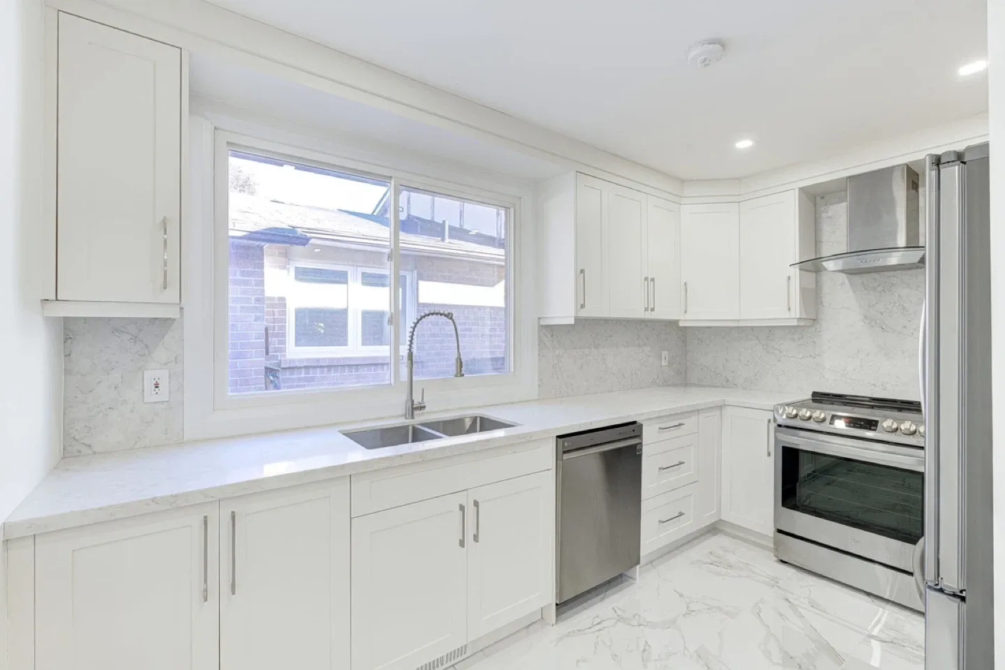 Home for sale in Newmarket image indicator(6)